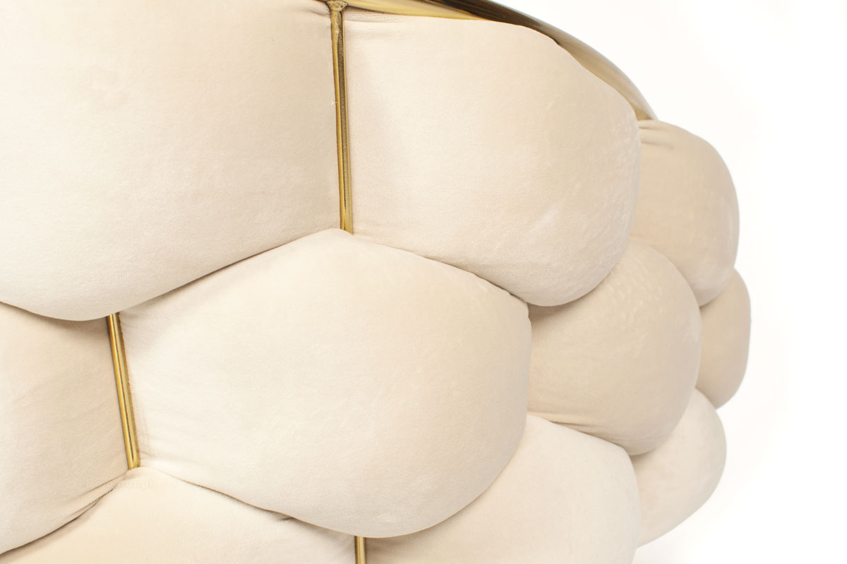 moderne-kreslo-luxury-balloon-bezove-zlate-nozicky-pohodlne